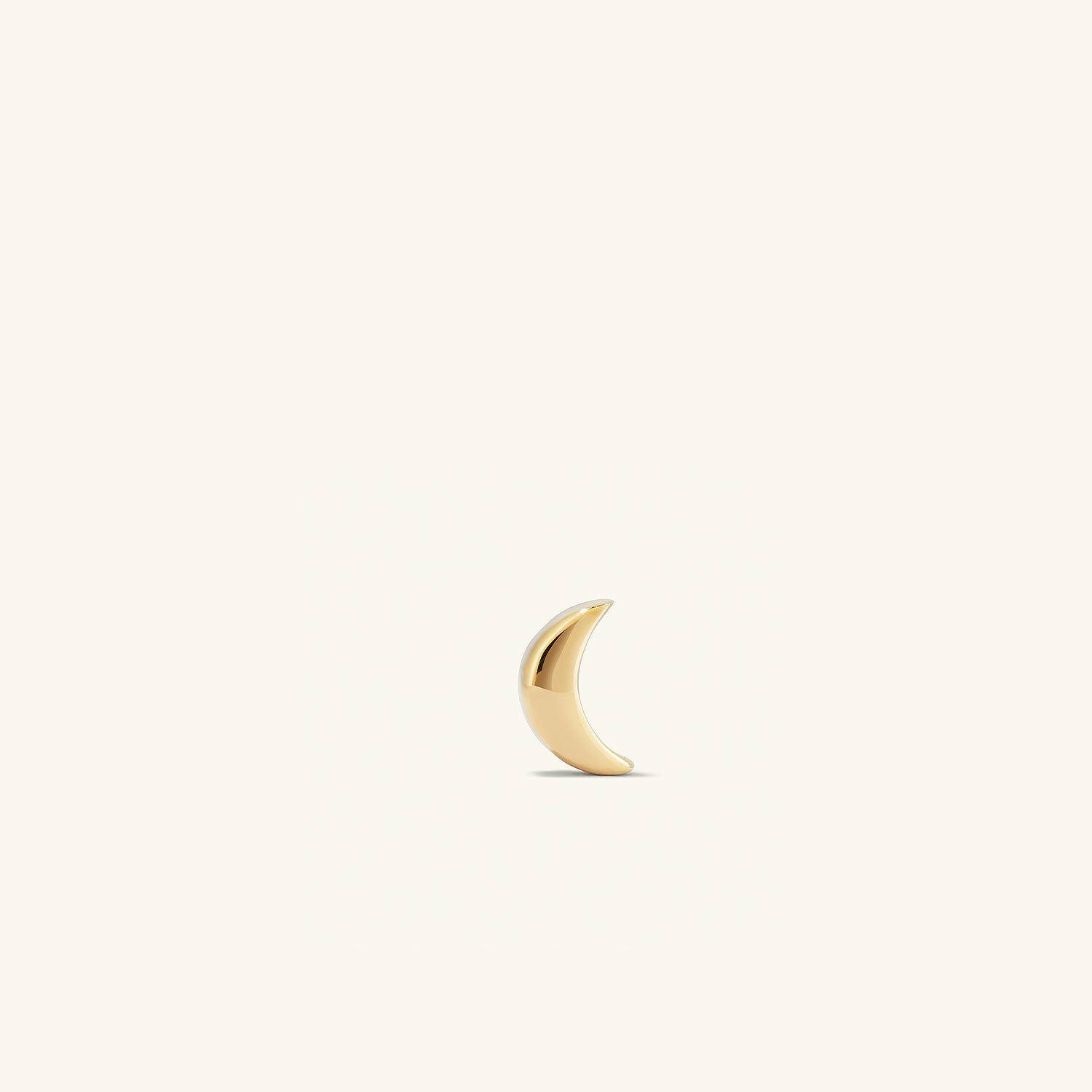 Piercing Studio – Moon Flat Back Stud 14k Yellow Gold | Womens Stud Earrings